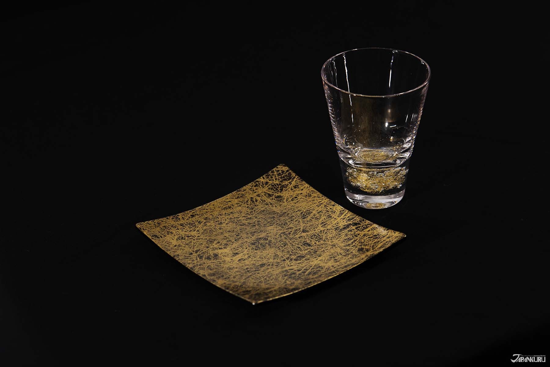 豪華で新しい 金色の盃 富山ガラス工房作品 cihangurup.com.tr