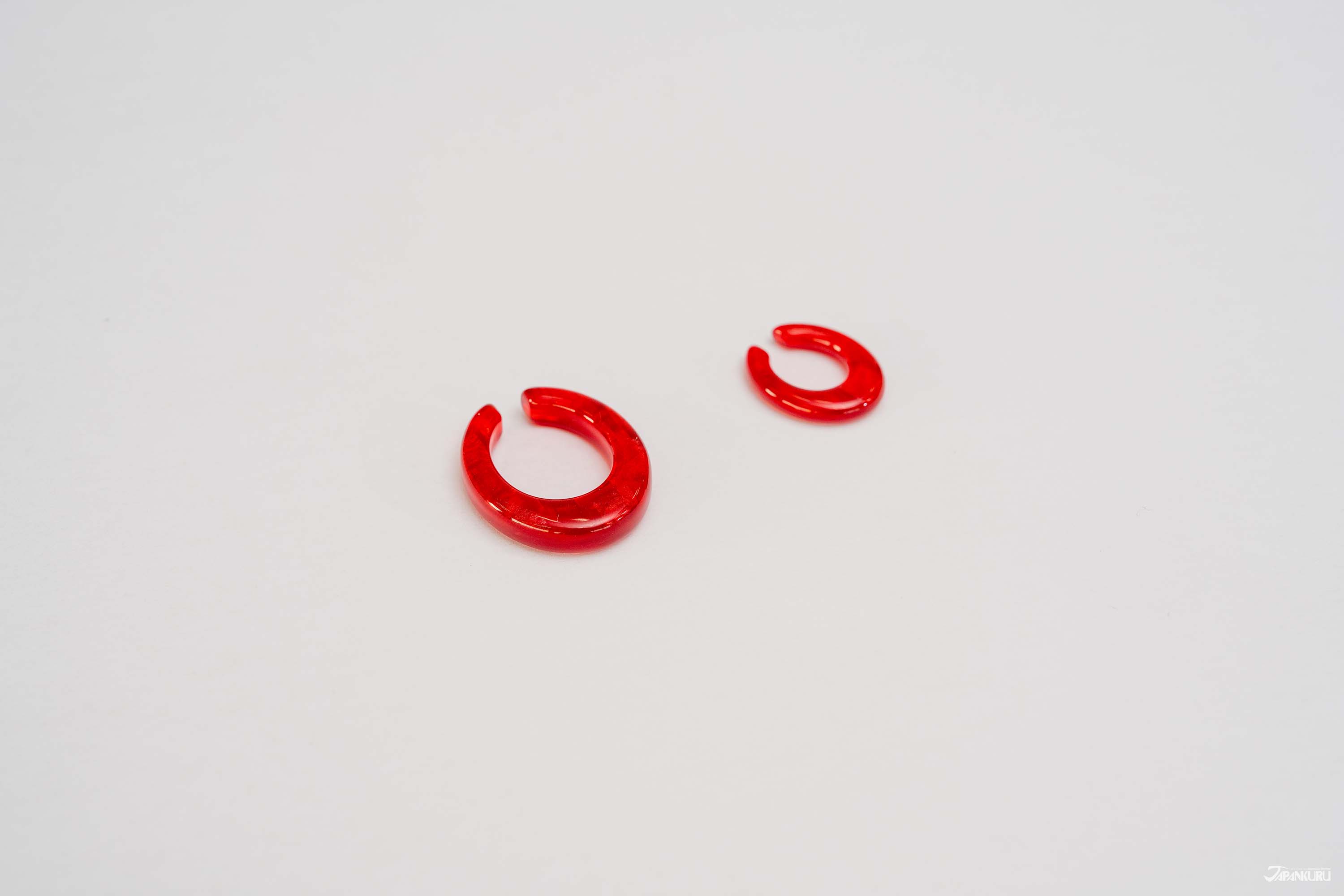 J87 red