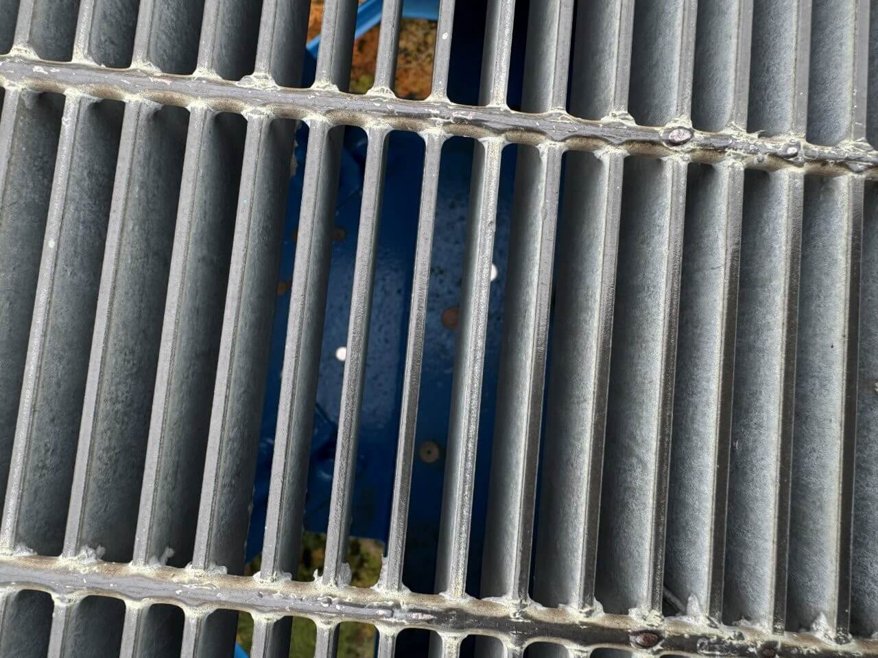 有看到底下的錢幣嗎？