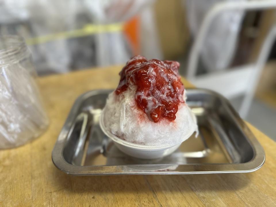 ▲草莓牛奶冰（碗裝/小份）