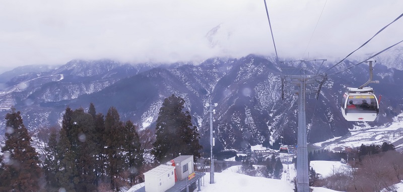 Breathtaking view from inside gondola up Mount Takatsukara. (Image credit: JR East / Nazrul Buang)