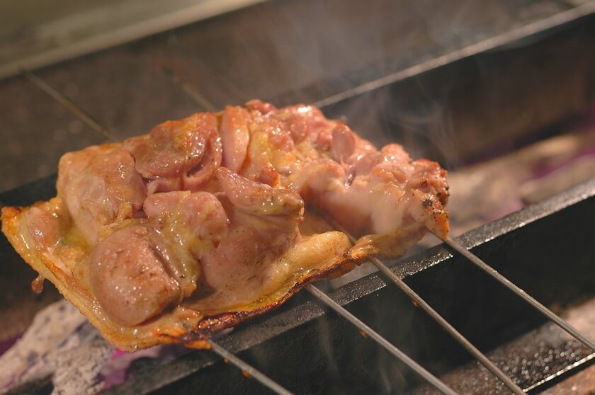 比內地雞具有濃郁的鹹味、耐嚼的質地和完美的脂肪與瘦肉比例。(Image credit: Akita Prefecture) 