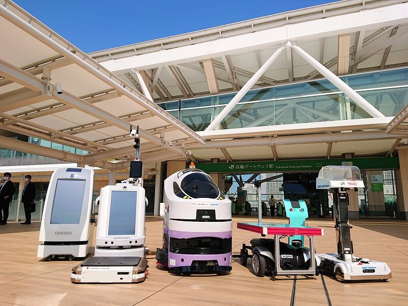 The robots of Takanawa Gateway Stations. (Image credit: EAST JAPAN RAILWAY TRADING CO., LTD.)