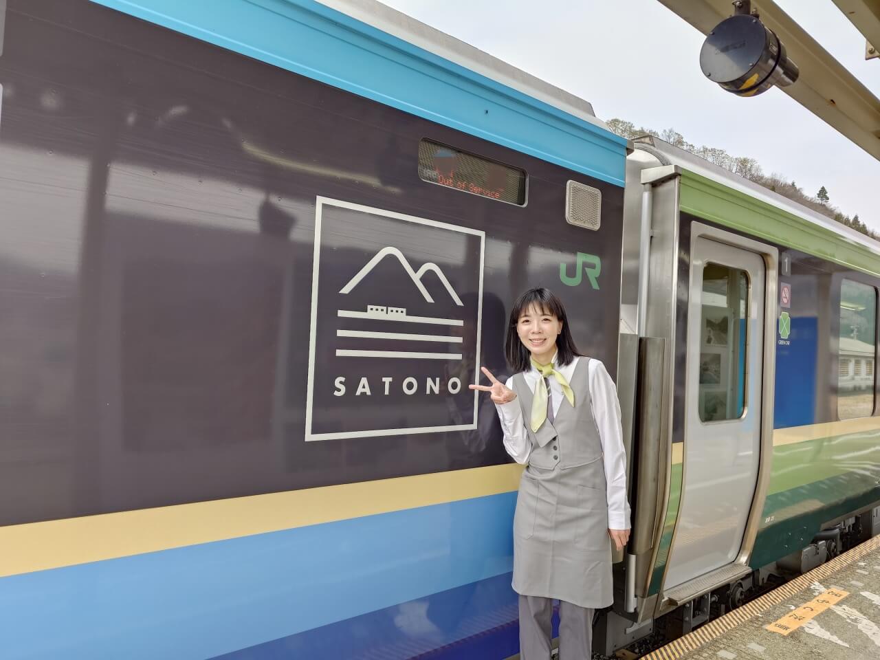 雄獅觀光列車服務人員Parra