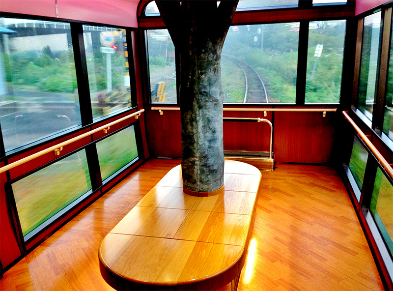 The Okojo Observation Room area for viewing the scenery. (Image credit: JR East)
