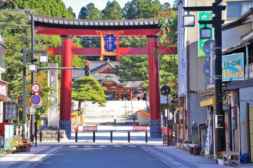 盛岡八幡宮為盛岡市當地信仰中心