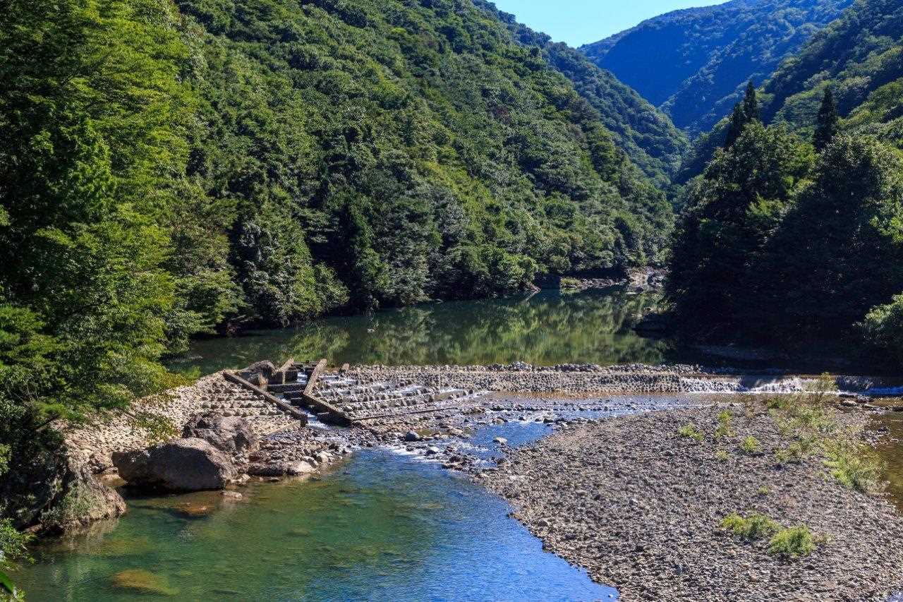 從神之岩橋眺望抱返溪谷