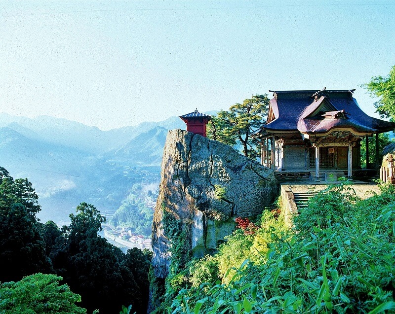 The top of Yamadera. (Image credit: 山形県庁)