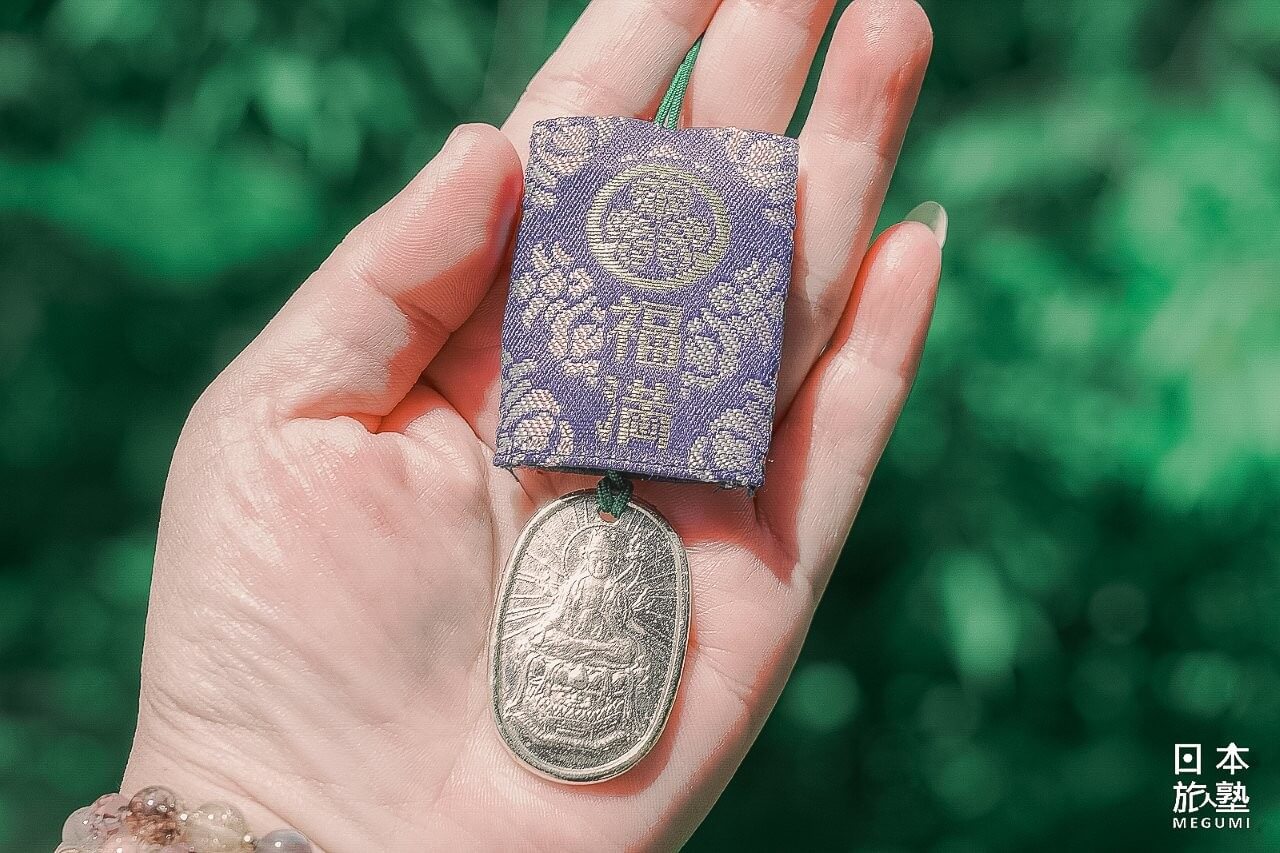 各種主題的御守中，以「福滿虛空藏菩薩」最受歡迎，庇佑消災解厄