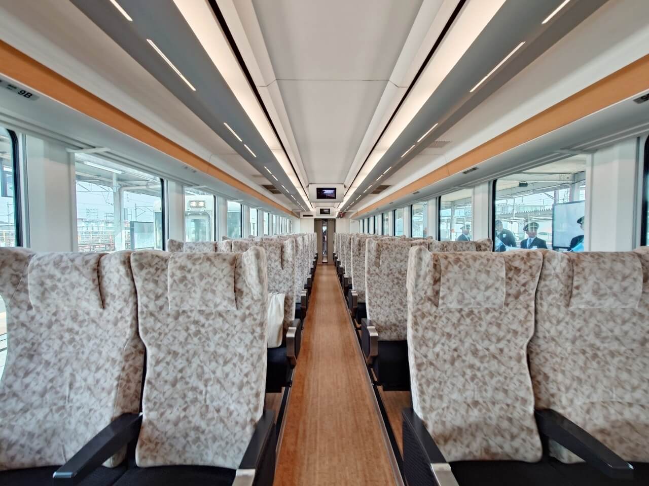 二號普通車廂