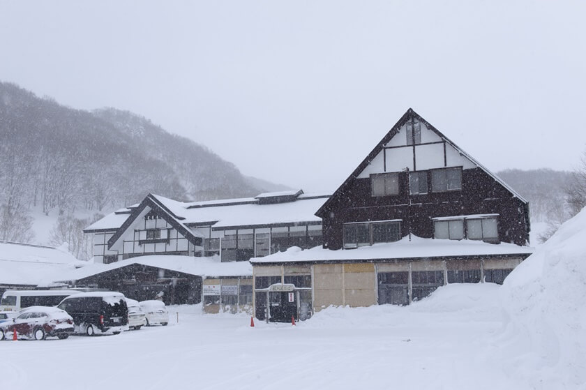 青森縣八甲田山區的酸ヶ湯溫泉，為 2013 年降雪量最高的溫泉勝地。(Image credit: Aomori Prefecture)