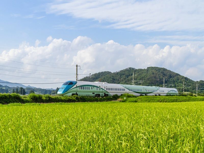 The Toreiyu Tsubasa running through the scenic Yamagata countryside. (Image credit: JR East)