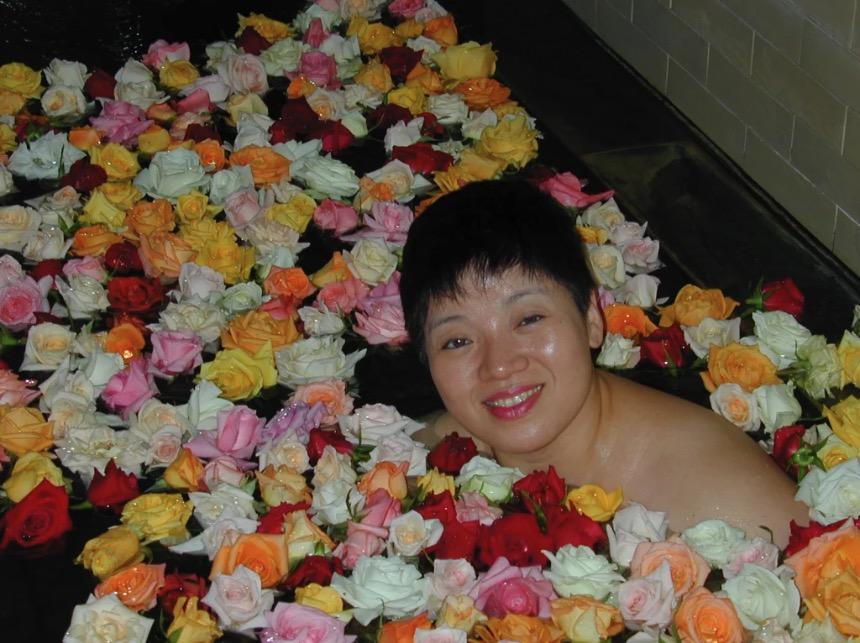 對楊姐來說，泡湯宛如回到媽媽的肚子裡一樣。（圖片提供：溫泉女王 楊麗芳）
