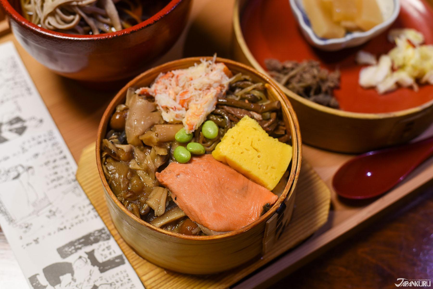 ※上圖為四季野店內的「輪箱飯」，僅為示意。