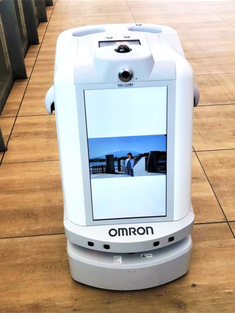 A cleaning robot. (Image credit: JR East / Kobori)