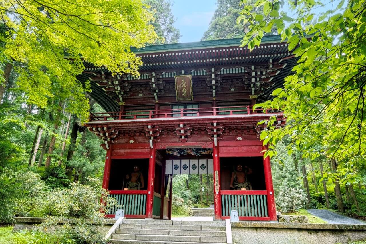 御岩神社 樓門