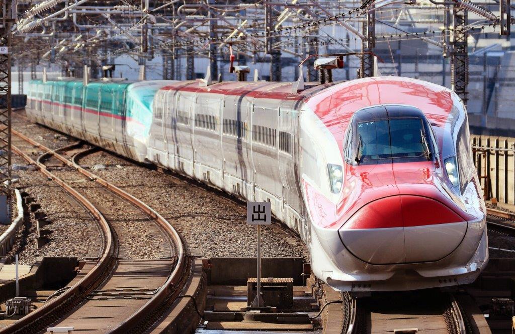 ＜JR E6系・秋田新幹線＞ 帶你輕鬆往返東京與秋田之間的優雅新幹線