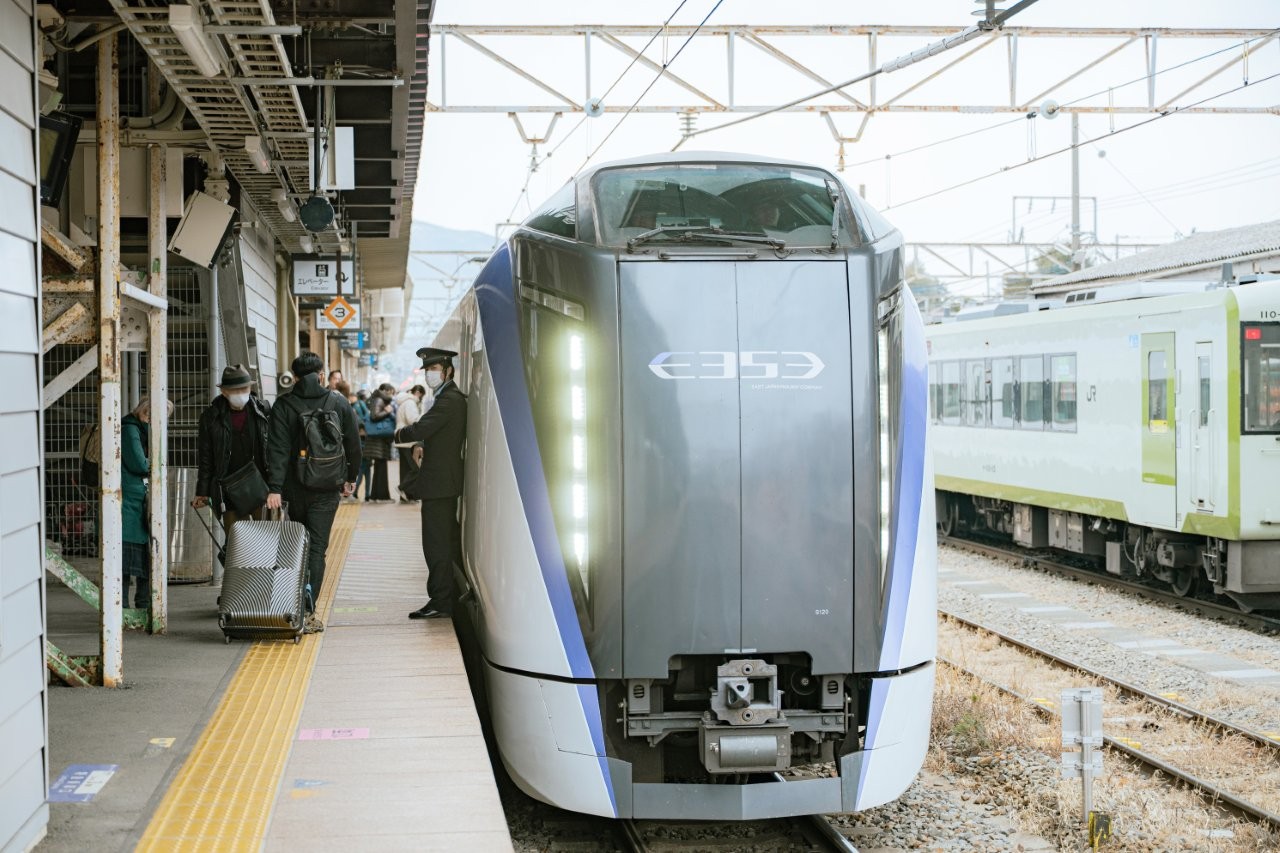 東京到富士山、山梨、河口湖：梓號.甲斐路號.富士回遊號，前往山梨旅遊交通、官網訂票、JR PASS 周遊券