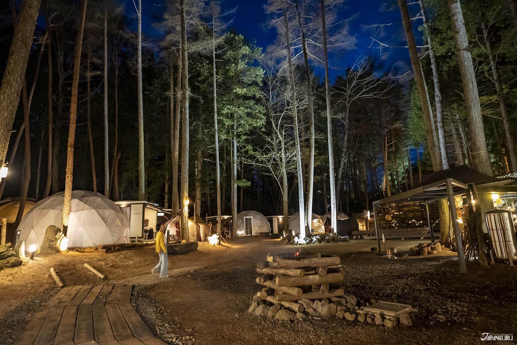 富士山梨周邊景點 #03達人質感篇：豪華露營、葡萄酒酒莊與私房山景露天溫泉