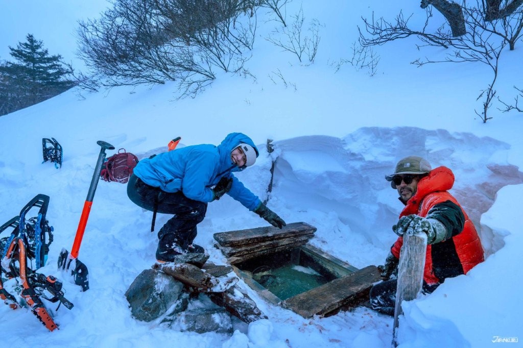 福島深度遊之冰與火之歌《主旋律》：安達太良山雪山尋岳溫泉泉源大挑戰