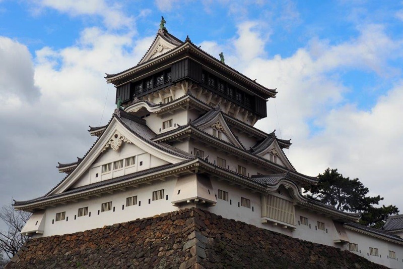 小倉城、小倉城庭園、八幡神社