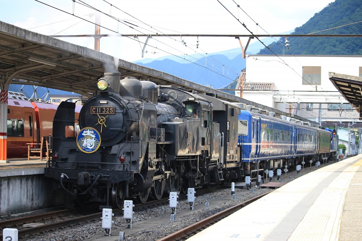 【日光】SL大樹號(SL TAIJU)：行駛於「下今市駅⇔鬼怒川温泉駅」、東武鐵道復古蒸汽火車、行駛區間/時刻表/購票方式