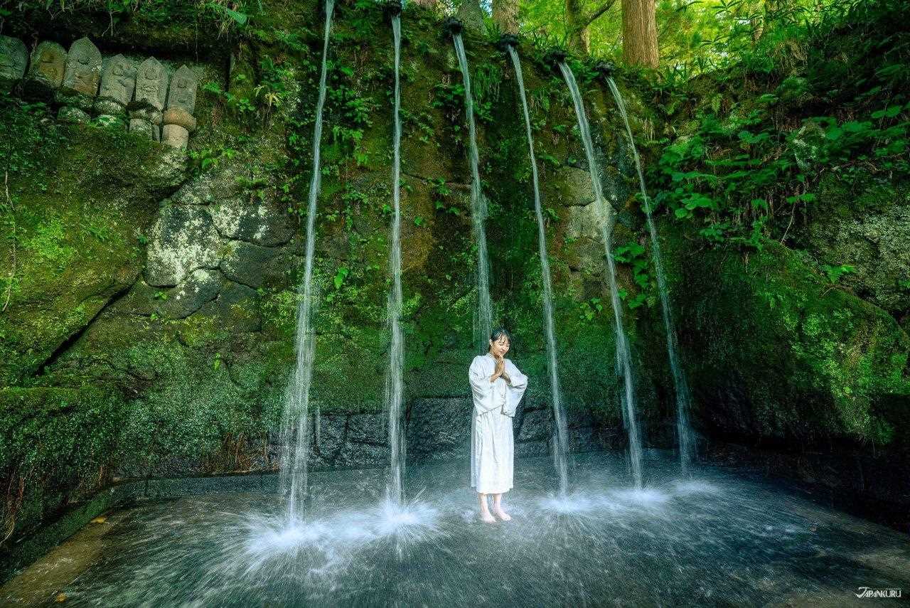 北陸新感覺旅遊 #03富山篇：井波木雕、瀑布修行等穿越時代的美心體驗
