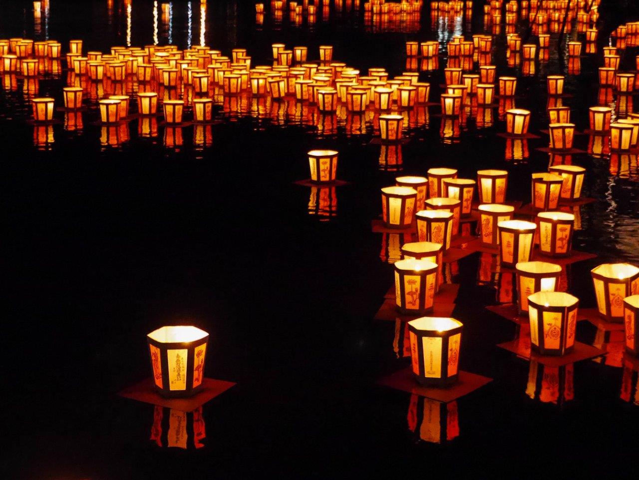 福島金山町沼澤湖水祭，一同放流水燈賞煙火、體驗擊退大蛇傳說！